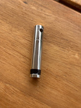 Load image into Gallery viewer, Jewel Cinerire Black Cylinder