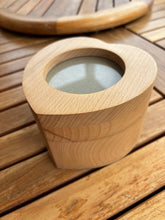 Load image into Gallery viewer, Urn Photo PARAHI