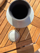 Load image into Gallery viewer, Funeral urn BLANCO