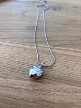 Load image into Gallery viewer, Pendentif Funéraire Cœur - vue de face