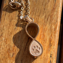 Load image into Gallery viewer, Pendentif urne infini
