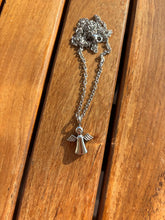 Load image into Gallery viewer, Collier Urne Ange Argenté - photo 4