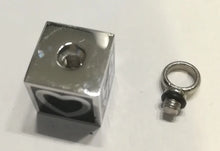 Load image into Gallery viewer, Pendentif funéraire : LOVE CUBE - photo 4