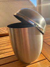 Load image into Gallery viewer, urne canada grise