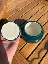 Load image into Gallery viewer, urne funeraire chat bleue couvercle