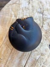 Load image into Gallery viewer, Urne Chat céramique - photo 5