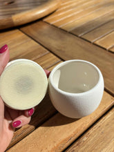 Load image into Gallery viewer, urne chat couvercle ceramique