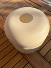 Load image into Gallery viewer, urne cineraire beige