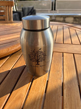 Load image into Gallery viewer, urne funeraire arbre de vie