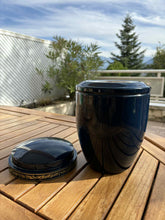 Load image into Gallery viewer, urne funeraire bleue houx