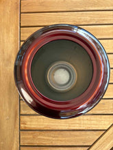 Load image into Gallery viewer, urne mandalay bordeaux vue du dessus