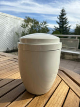 Load image into Gallery viewer, urne métal blanc