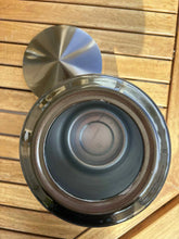 Load image into Gallery viewer, Urne Métal FERRER Marron - photo 4