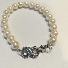 Load image into Gallery viewer, Heart Charm Bracelet - Cinerary Jewelry