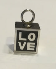 Load image into Gallery viewer, Pendentif funéraire : LOVE CUBE