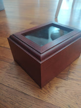 Load image into Gallery viewer, Urn Photo PARAHI