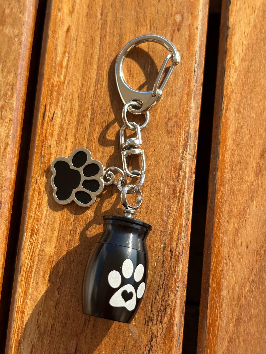 Porte clefs urne chien