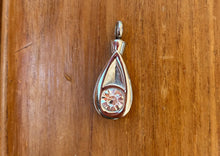 Load image into Gallery viewer, Bijoux Funéraire : LarmRuby - photo 2
