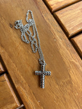 Load image into Gallery viewer, chaine urne funeraire croix
