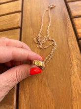 Load image into Gallery viewer, Collier Urne cœur gold - photo 5
