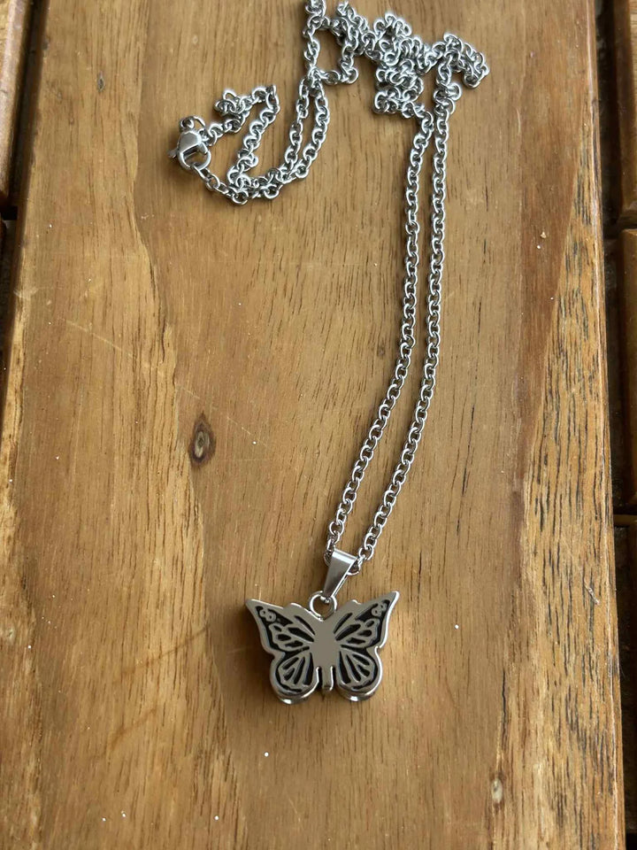 Collier Urne Papillon - photo 1