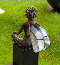 Load image into Gallery viewer, Sculpture cinéraire Elf - photo 2
