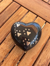 Load image into Gallery viewer, urne funeraire pour animaux pattes
