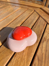 Load image into Gallery viewer, urne coeur rouge
