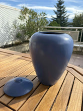 Load image into Gallery viewer, urne funeraire celes
