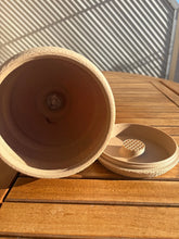 Load image into Gallery viewer, Urne funéraire biodégradable - photo 6
