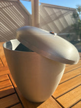 Load image into Gallery viewer, Urne Galaxy Aluminium - photo 2
