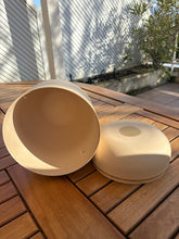 Load image into Gallery viewer, urne humaine beige composite
