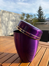 Load image into Gallery viewer, Urne Métal Œillet violette - photo 1
