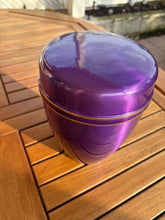 Load image into Gallery viewer, Urne Métal Œillet violette - photo 4
