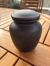 Load image into Gallery viewer, urne terra 
