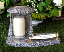 Load image into Gallery viewer, Lanterne funéraire en Granit Gris
