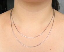 Load image into Gallery viewer, Silver Necklace
